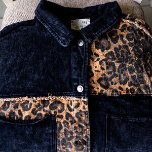 🖤 Leopard & Black Denim Jacket – Statement Piece! 🐆